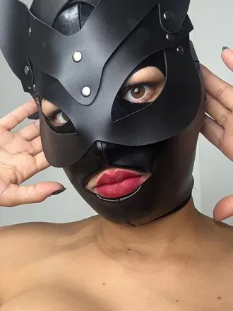 OnlyFans cuenta isarose1499 avatar 1
