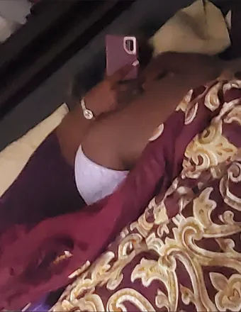 OnlyFans cuenta erykahbackshot header 2