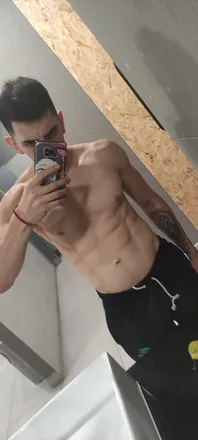 OnlyFans cuenta naviram header 2