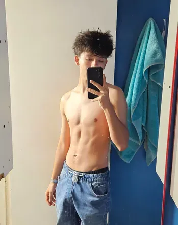 OnlyFans account  atashi21 avatar 1