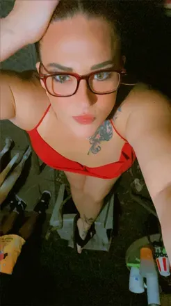 OnlyFans cuenta queenred3363 avatar 1