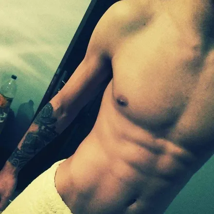 OnlyFans cuenta andrewjhs header 2