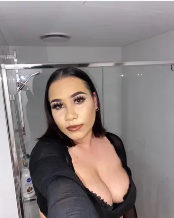 OnlyFans cuenta shykinealalara avatar 1