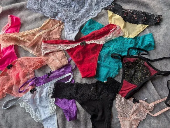 OnlyFans cuenta allies.panties header 2