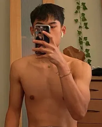OnlyFans cuenta guwapoethan avatar 1