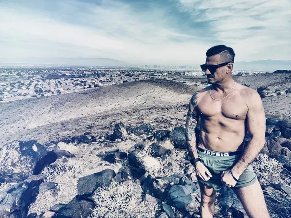 OnlyFans cuenta davidvoltvip header 2