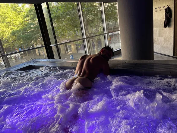 OnlyFans account  ivanverac7 header 2