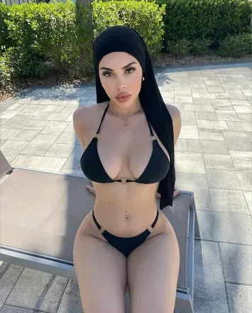 OnlyFans cuenta noemiradi avatar 1