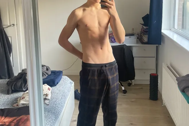 OnlyFans cuenta y0ungtw1nk header 2