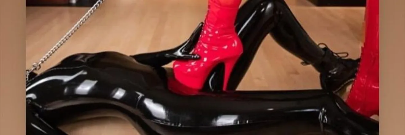 OnlyFans account  lightwitch98 header 2