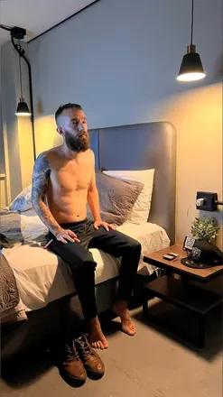 OnlyFans account  shecallsmerico avatar 1