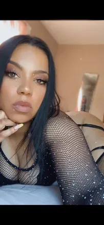 OnlyFans cuenta miamonroe218 header 2