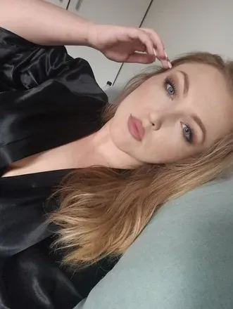 OnlyFans account  xxxx_blueeyedblondie avatar 1