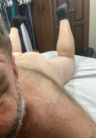 OnlyFans cuenta beardeddadbods header 2