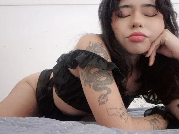 OnlyFans cuenta carlibloomx header 2