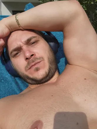OnlyFans cuenta u43883112 header 2