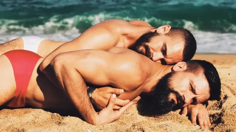 OnlyFans cuenta twoguysonecamfree header 2
