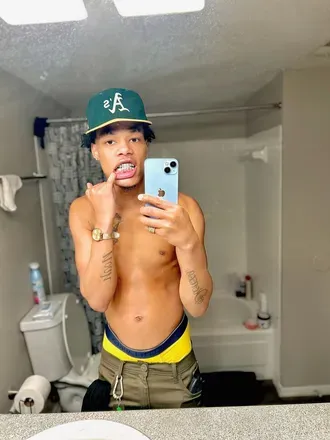 OnlyFans cuenta kc_kc avatar 1