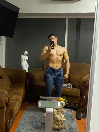 OnlyFans account  tcdor avatar 1