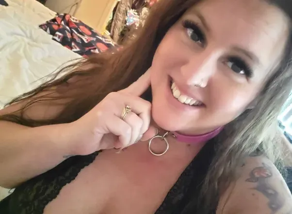 OnlyFans cuenta sexybarberswife avatar 1