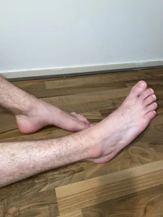 OnlyFans cuenta fruitfullfeet header 2