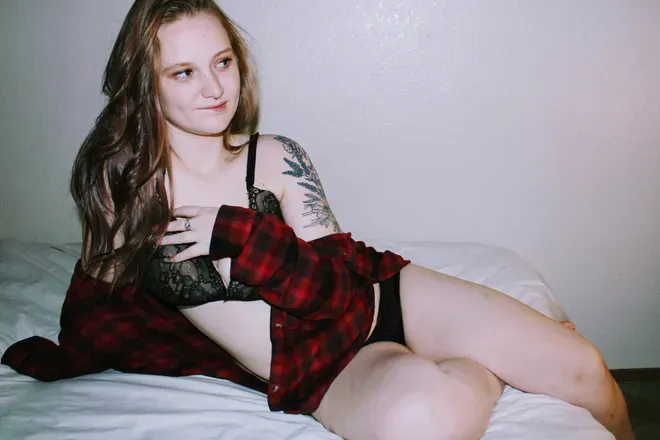 OnlyFans cuenta innocent_i_promise header 2