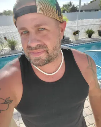 OnlyFans cuenta saltyguy1111 avatar 1