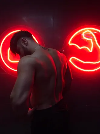 OnlyFans cuenta justserez header 2