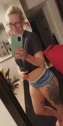 OnlyFans cuenta rags2riches91 header 2