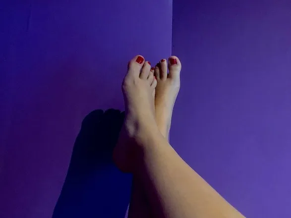 OnlyFans cuenta laya323777308 header 2