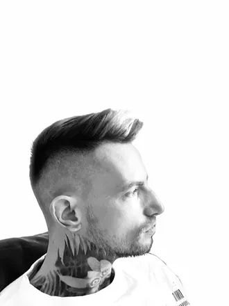 OnlyFans cuenta momchil_krastev header 2