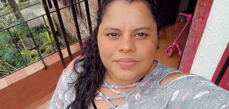OnlyFans cuenta solenyzambra header 2