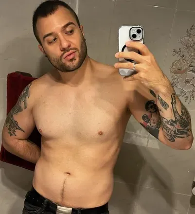 OnlyFans cuenta lovetoboy avatar 1