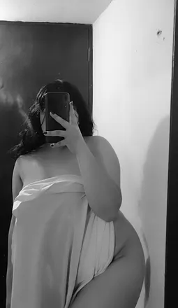 OnlyFans cuenta julianaochoa header 2