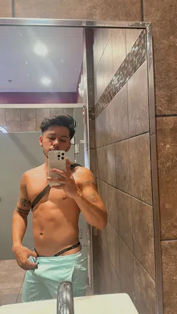 OnlyFans cuenta dariom12 avatar 1