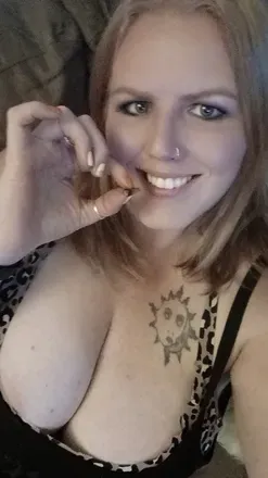 OnlyFans cuenta mamatits4206 header 2