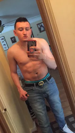 OnlyFans cuenta ernestodelacruz header 2