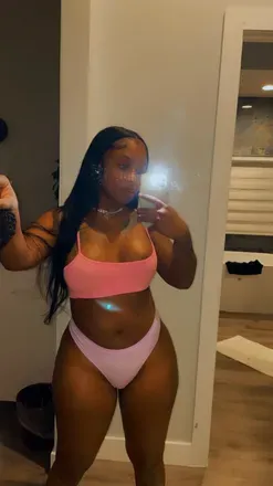 OnlyFans cuenta favvforiegn avatar 1