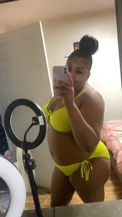 OnlyFans account  hotgirlleen header 2