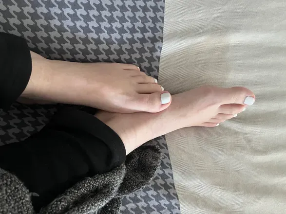 OnlyFans cuenta feetgirl9237 avatar 1