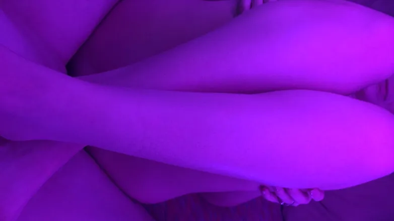 OnlyFans cuenta amethystaubergine header 2