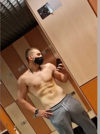 OnlyFans account  ferni_cano avatar 1