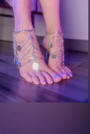 OnlyFans cuenta crazzzyforfeet header 2