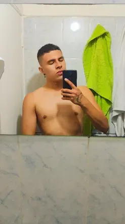 OnlyFans account  marlonlpez.3 avatar 1