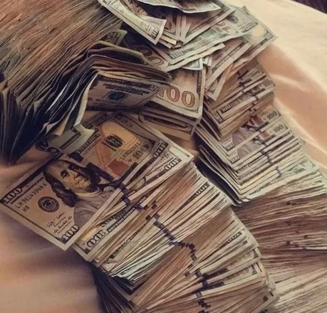 OnlyFans cuenta nini_dior03 header 2
