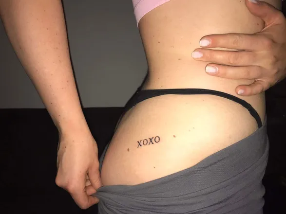 OnlyFans cuenta lauraplkv header 2