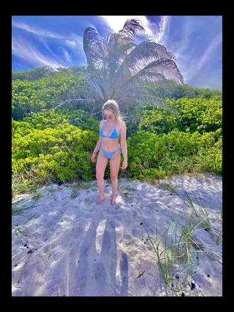 OnlyFans cuenta princessjanie69 header 2