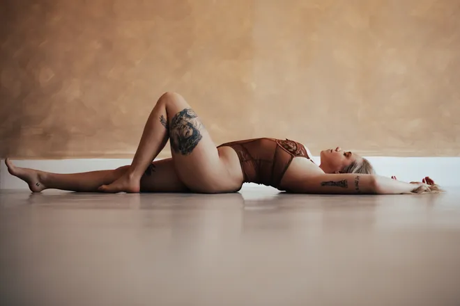 OnlyFans cuenta goddessanna24 header 2