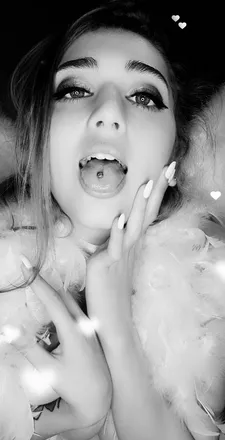 OnlyFans cuenta kitsuneshironeko1 header 2