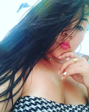 OnlyFans account  lacoquetaofficial header 2